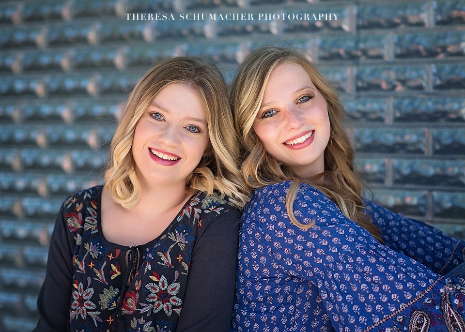 Senior Photos Des Moines Triplets Twins High School Senior Photographer