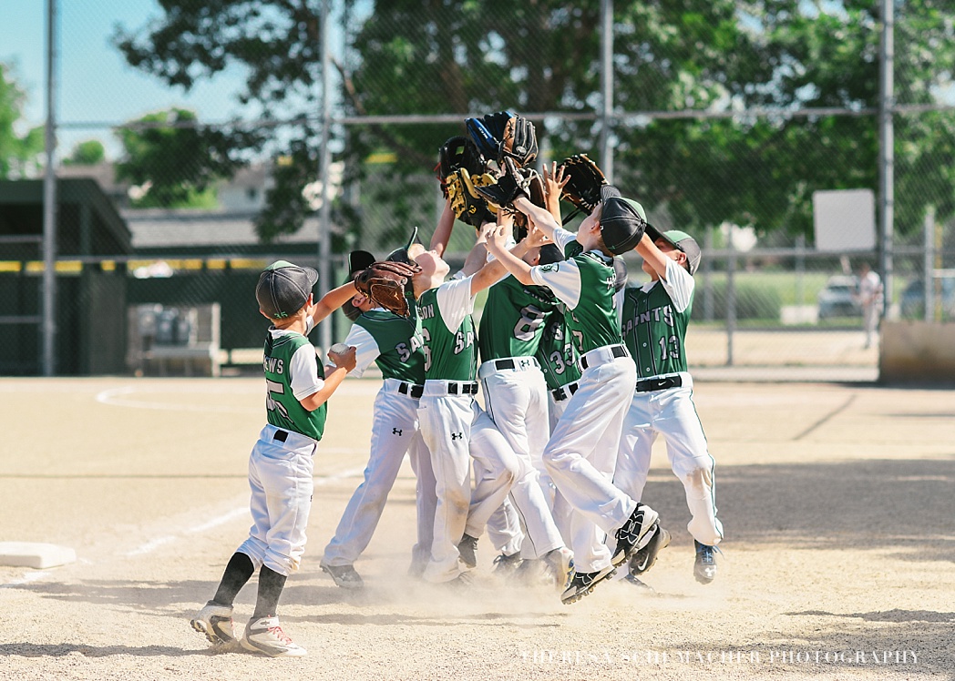 Little League Baseball Des Moines Childrens Photographer